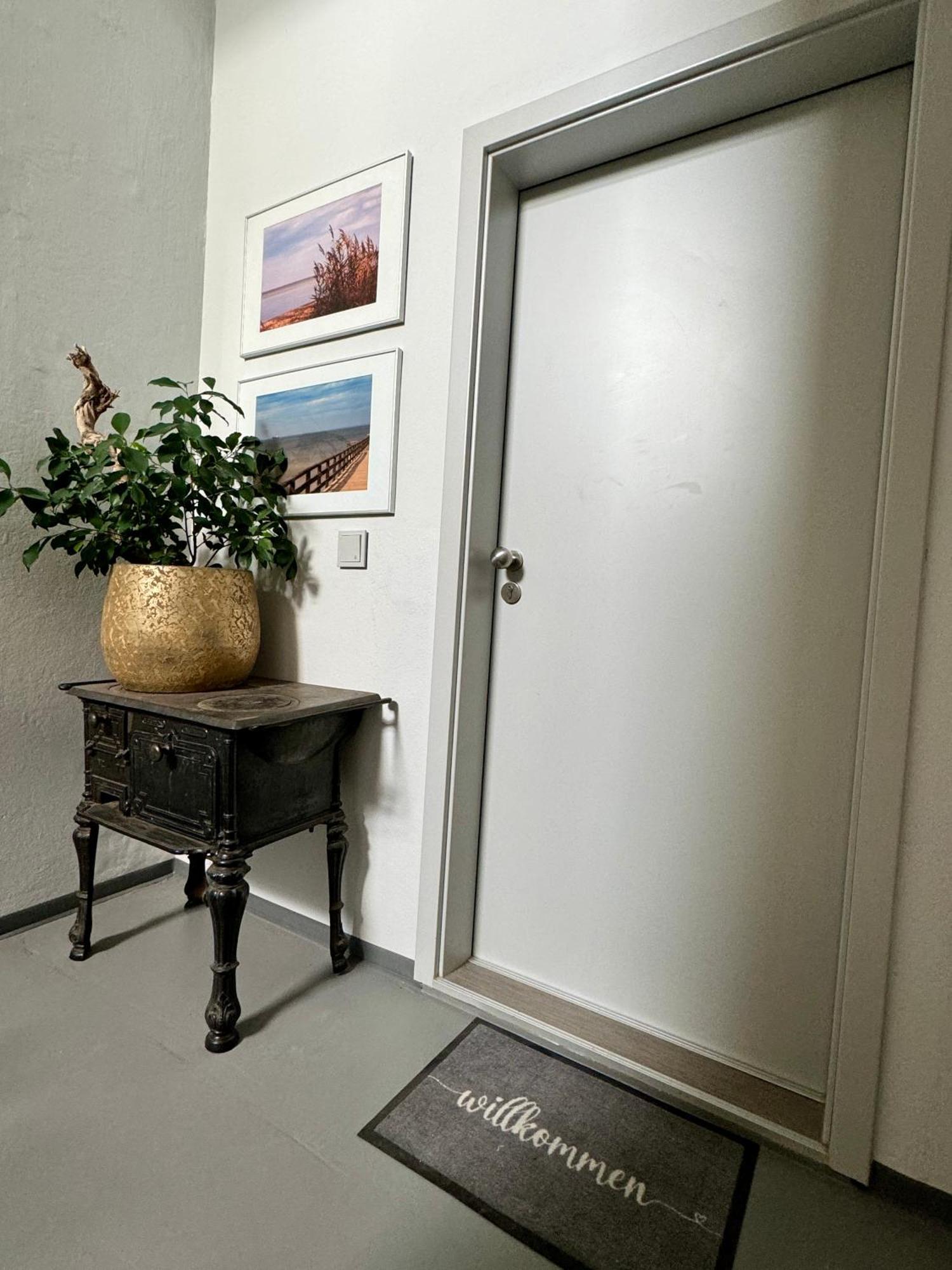 Apartment Im Elbtal Weinböhla Exteriör bild